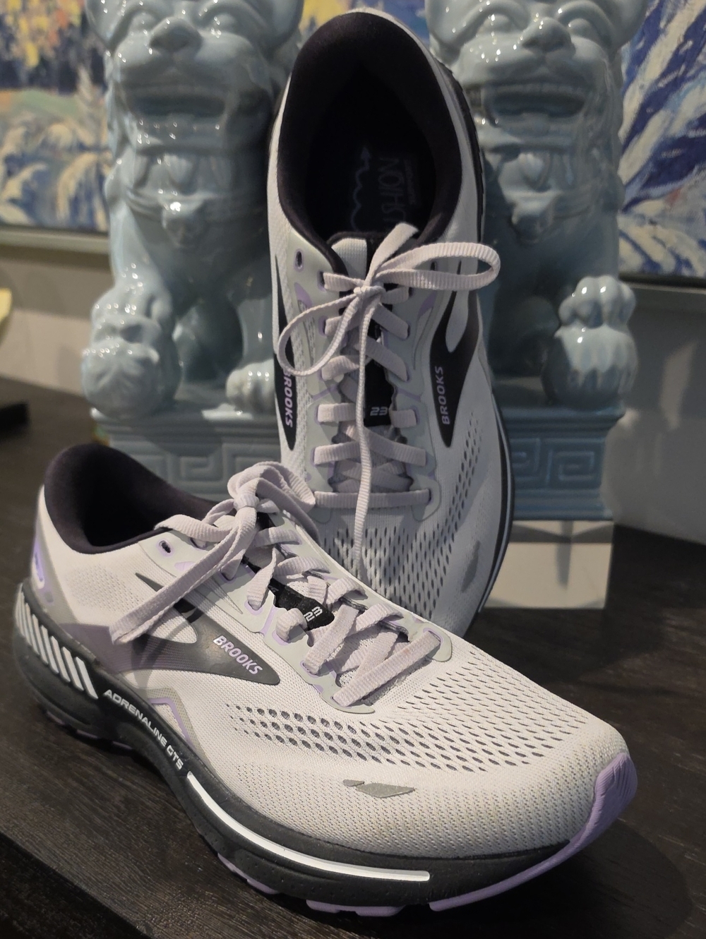 Brooks Women’s Adrenaline GTS 23 Sneakers Gray/Black/Purple Size 11